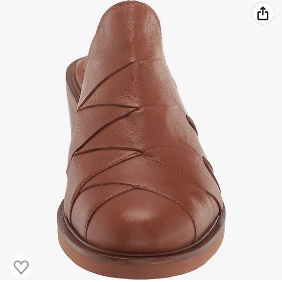 Seychelles Women's Masterpiece Clog in Tan - Picture 2 of 11